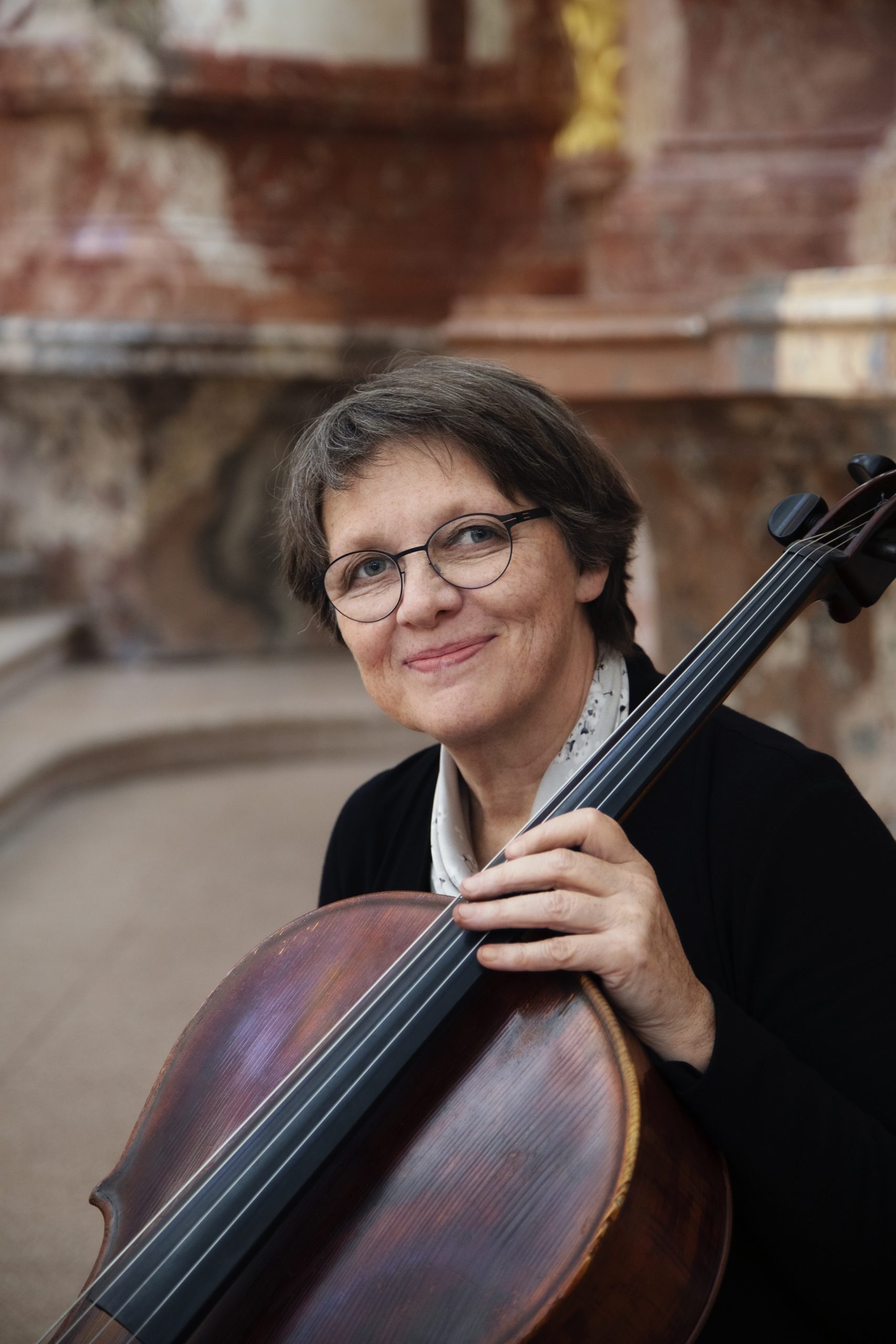 Keliaujančios violončelės: „Ketvirtis iki vidurnakčio“