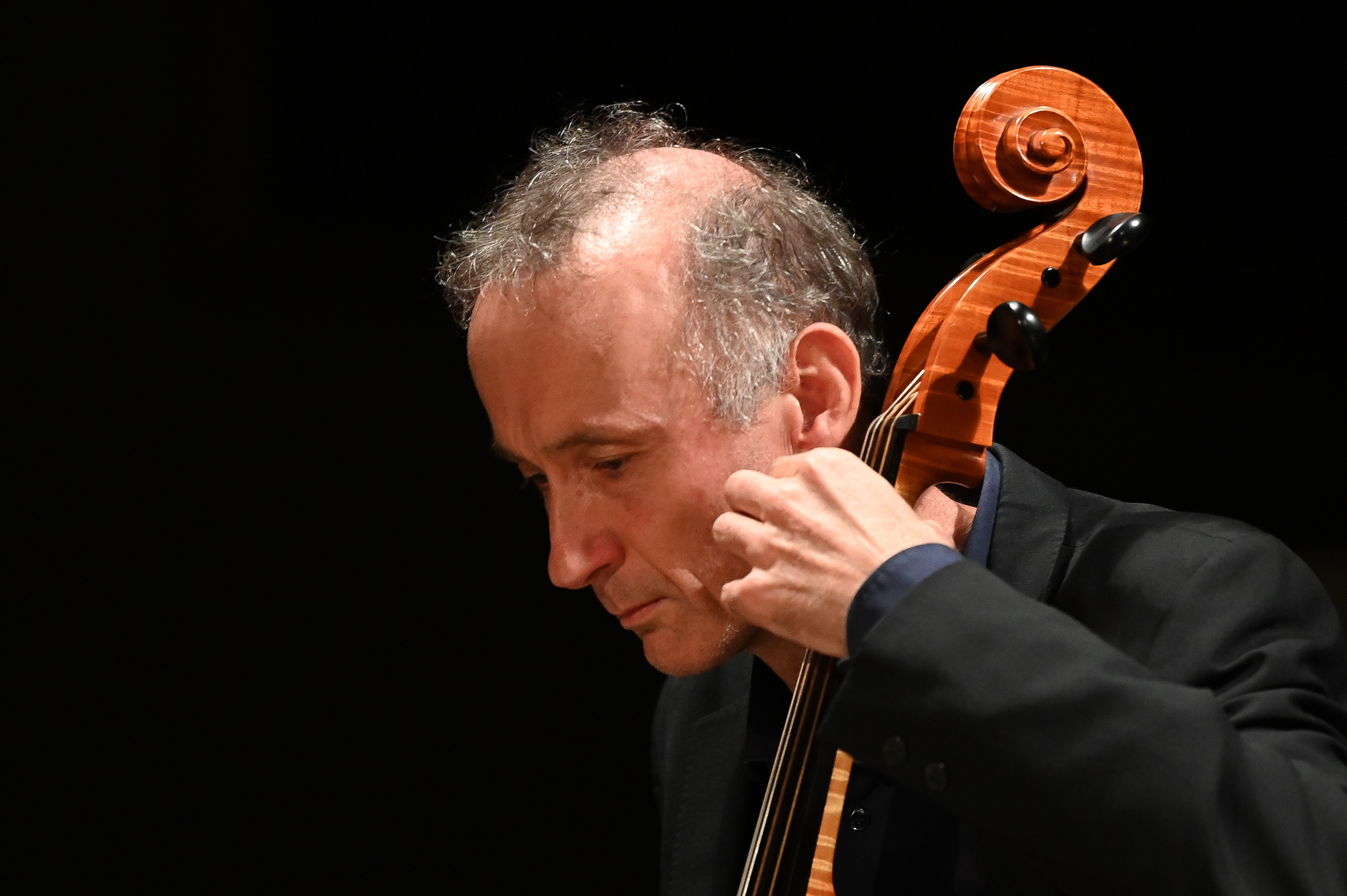 Violončelės gimimas: paslaptingasis Neapolis
