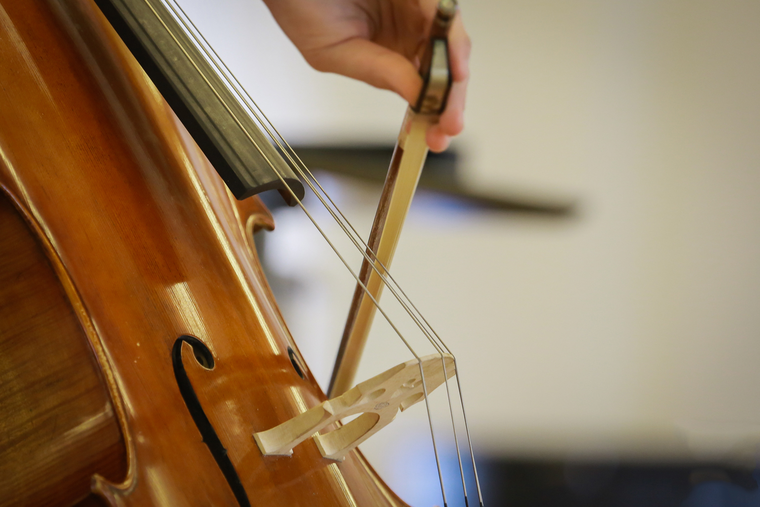 Keliaujančios violončelės: „Ketvirtis iki vidurnakčio“