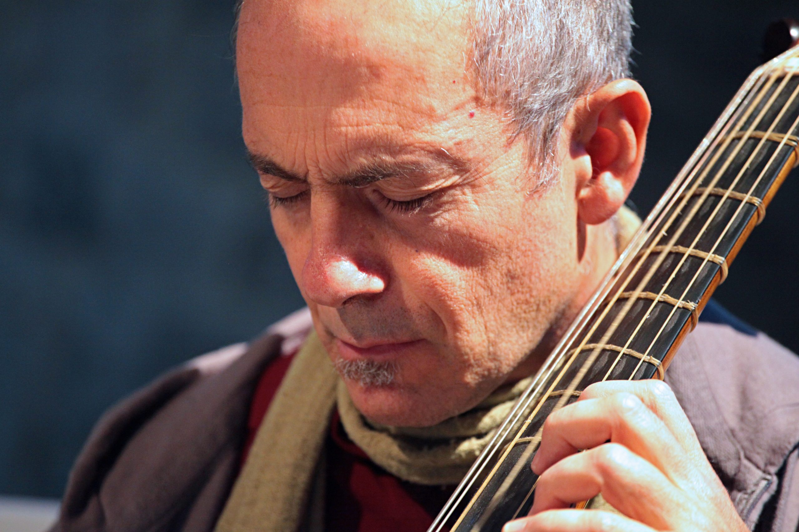 Viola da gamba ir J.S. Bacho siuitos violončelei