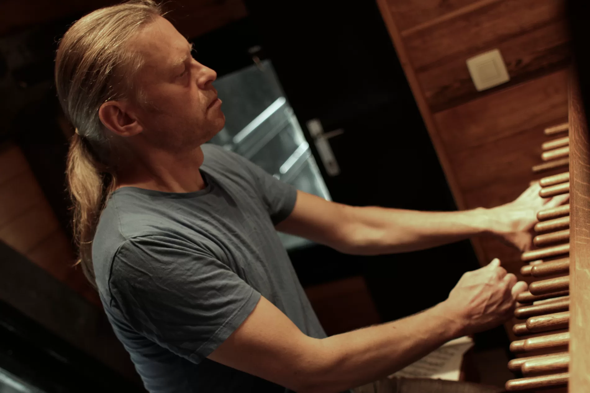 10-asis Klaipėdos kariliono festivalis: 10 karilionininkų, kūrinių premjeros ir unikalūs muzikos instrumentų deriniai