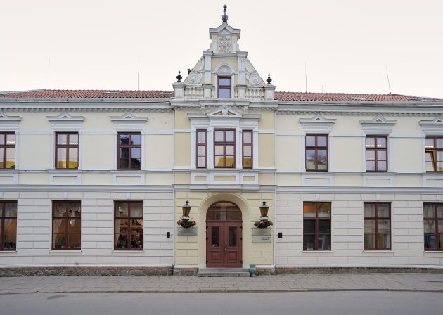 Klaipėdos miesto savivaldybės koncertinė įstaiga Klaipėdos koncertų salė skelbia viešą nekilnojamojo turto (negyvenamųjų patalpų) nuomos konkursą