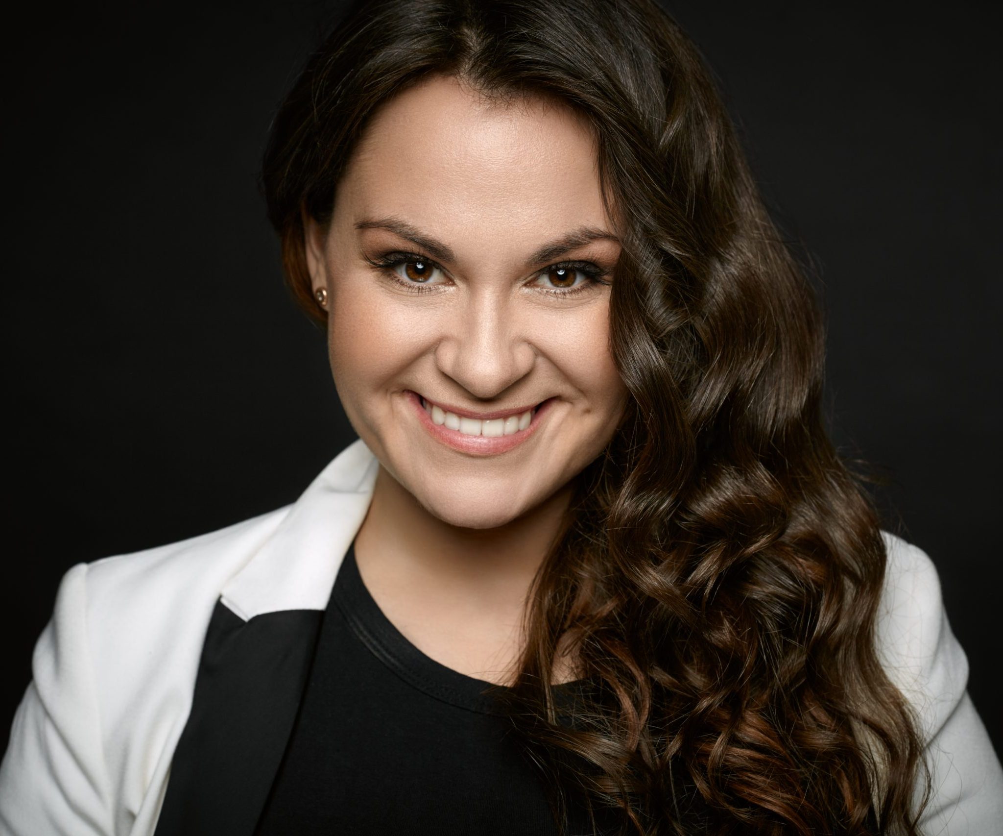 Aplink pasaulį su Evelina Sašenko 
