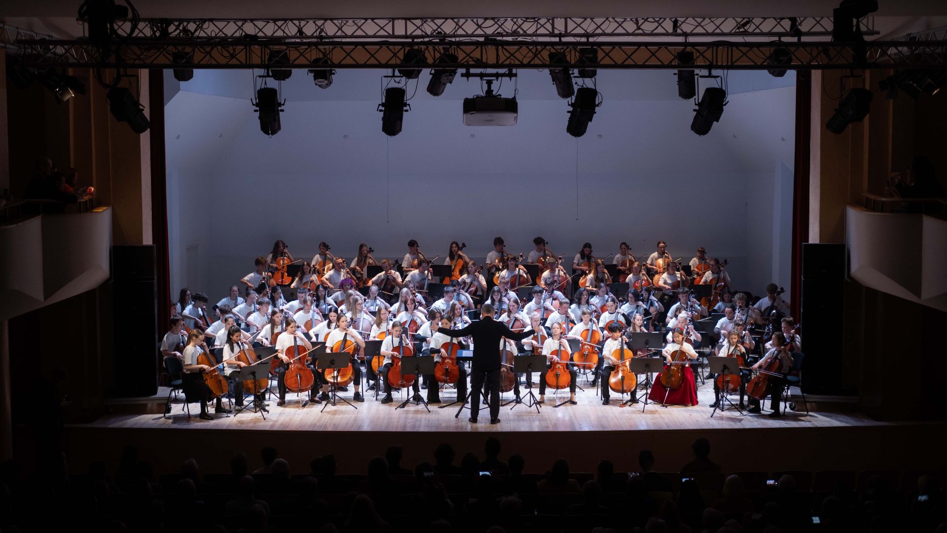 Klaipėda – pasaulio violončelininkų dėmesio centre: skelbiami Davido Geringo vardo konkurso laureatai 