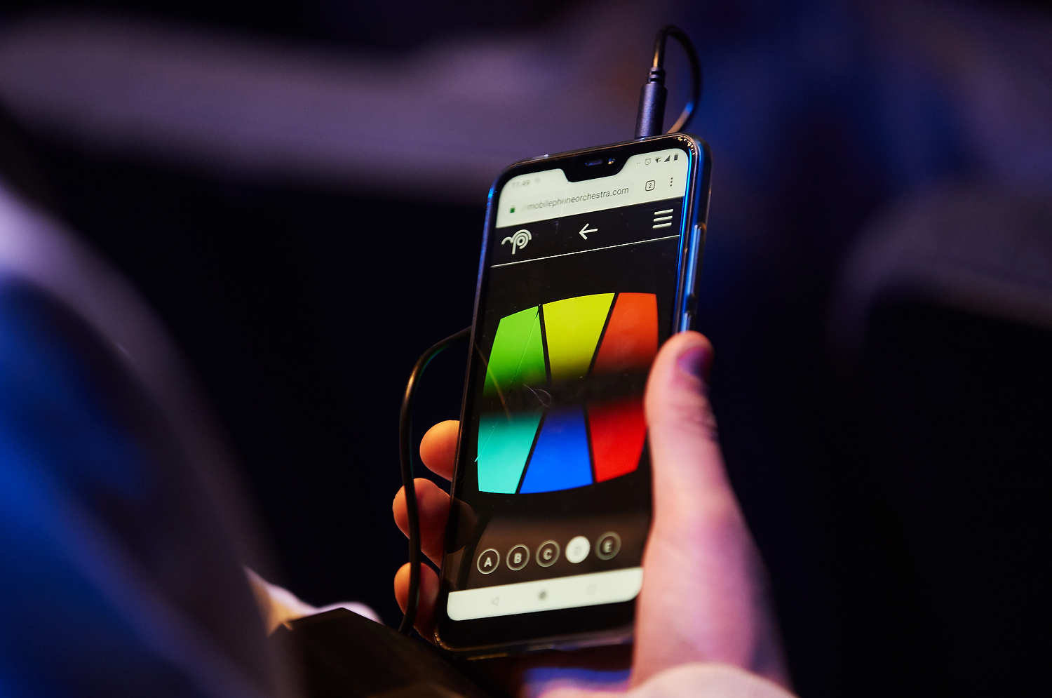 Dėmesio! Mobiliųjų telefonų orkestras